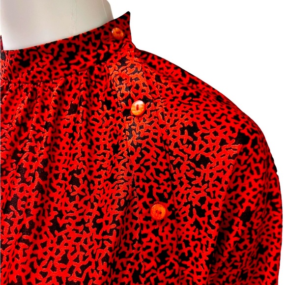 Halston V vintage late 1970s two piece skirt and blouse with tie belt size 8 - Picture 4 of 11